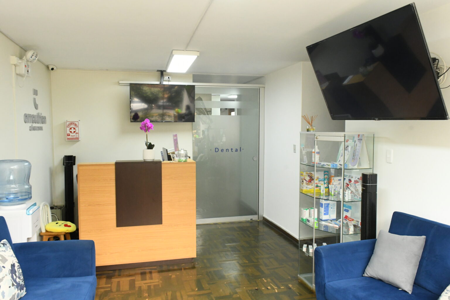 sala de espera emouthion faucett, dentista, lima, callao