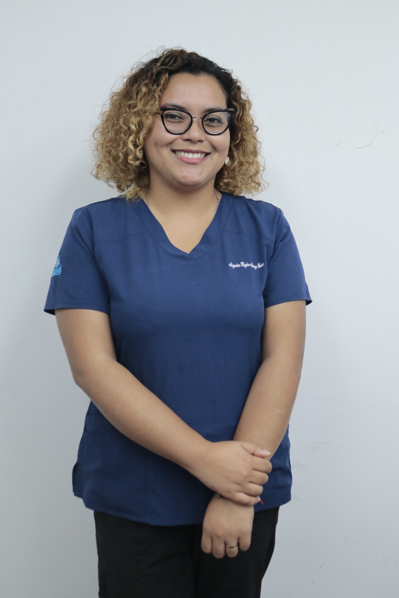 Dra. Alejandra Noriega, dentista, curaciones, limpieza, lima dentista